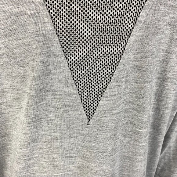 AC/DC T-Shirt Tee Women's Size M For Those About To Rock We Salute You 80s Music - Picture 9 of 12